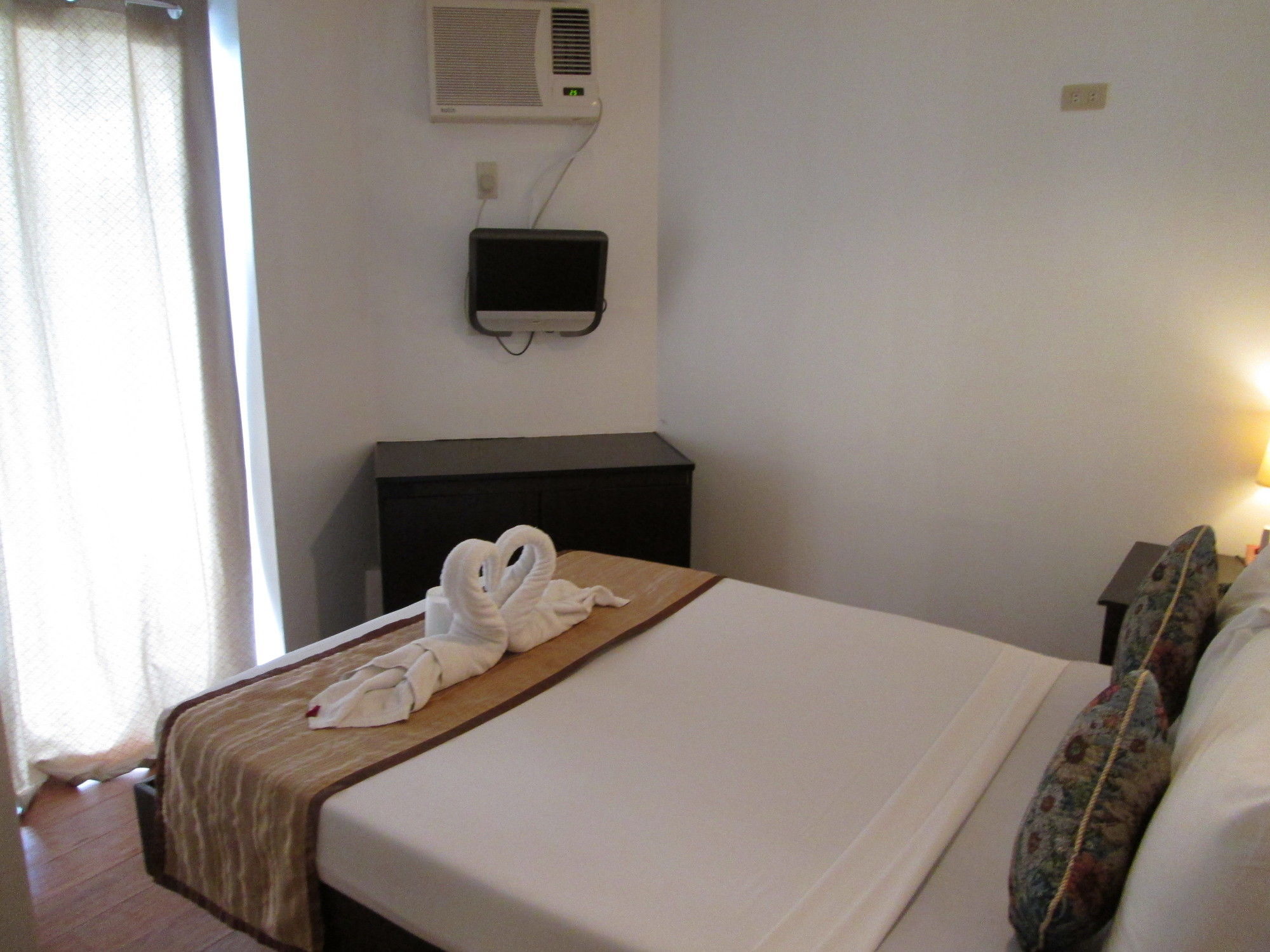 Quoalla Hotel Boracay Balabag  Ngoại thất bức ảnh